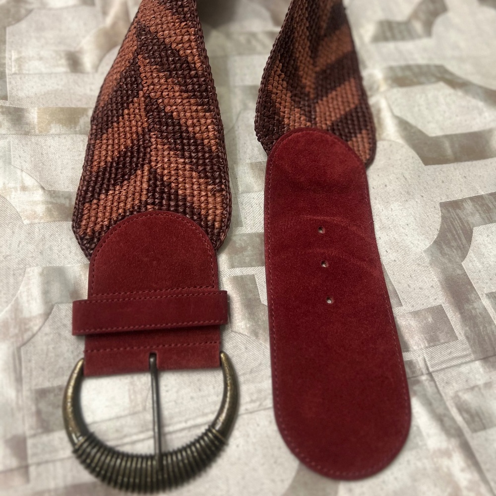 Carlie Belt